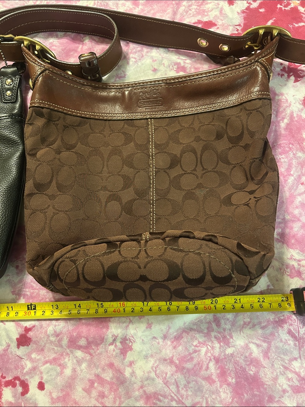 2 Coach purses ! - Picture 2 of 9